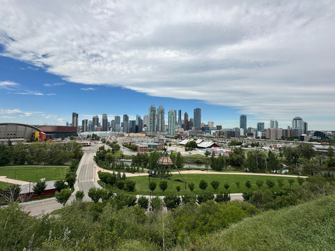 Toonie Tours Calgary-卡尔加里必去景点