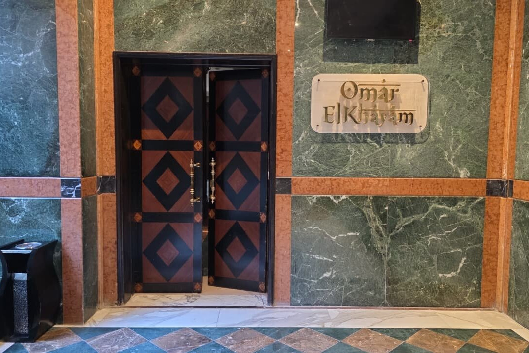 Triumph Plaza Hotel主图