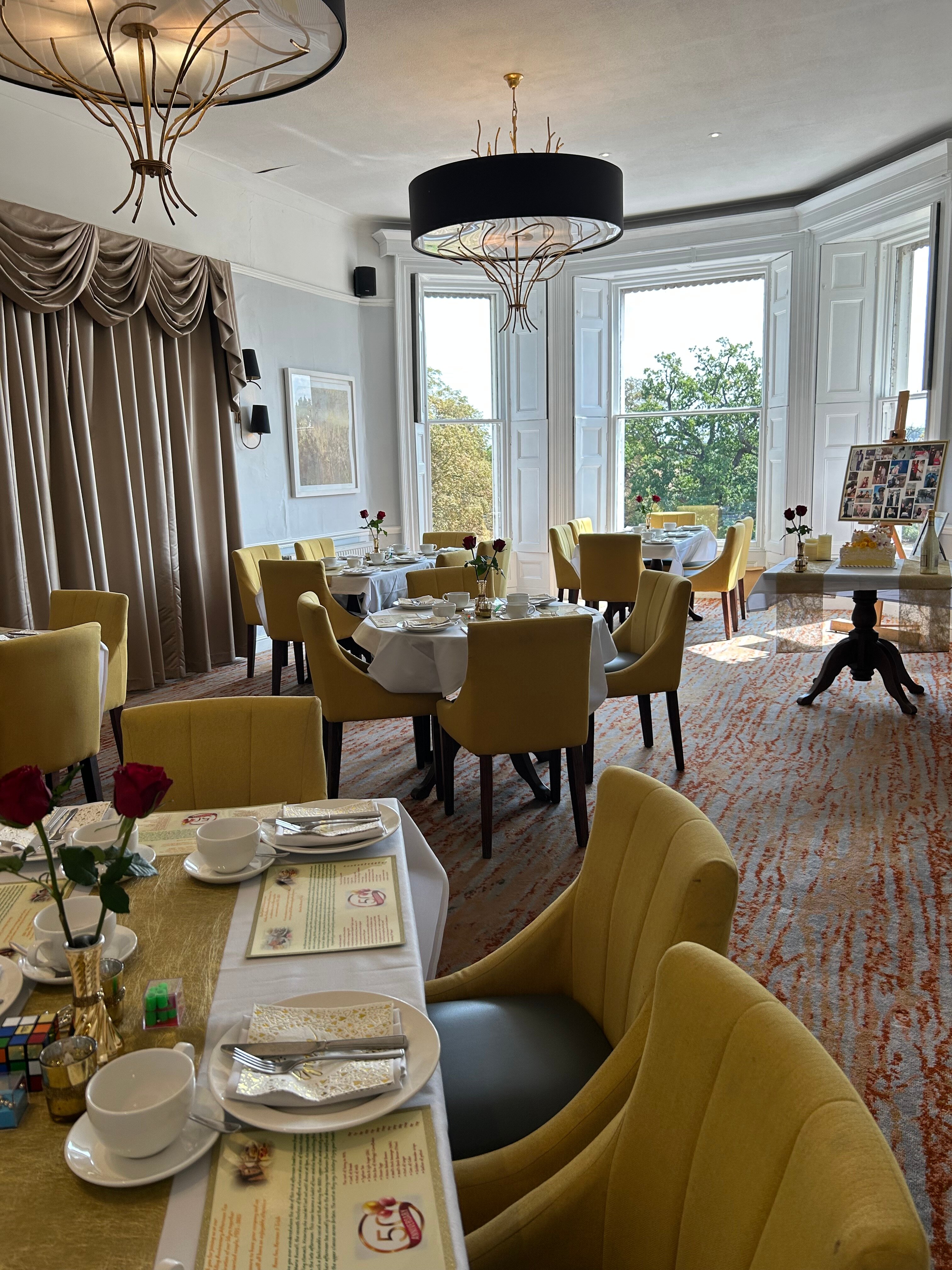 水晶布里斯托尔北部农庄酒店-官方