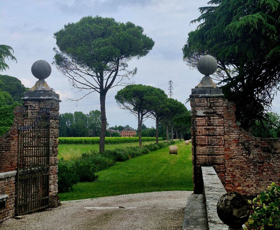 Villa Tiepolo Passi-Carbonera必去景点