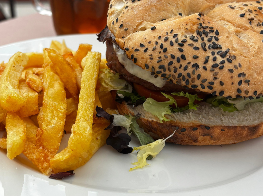 威尔第大酒店主图