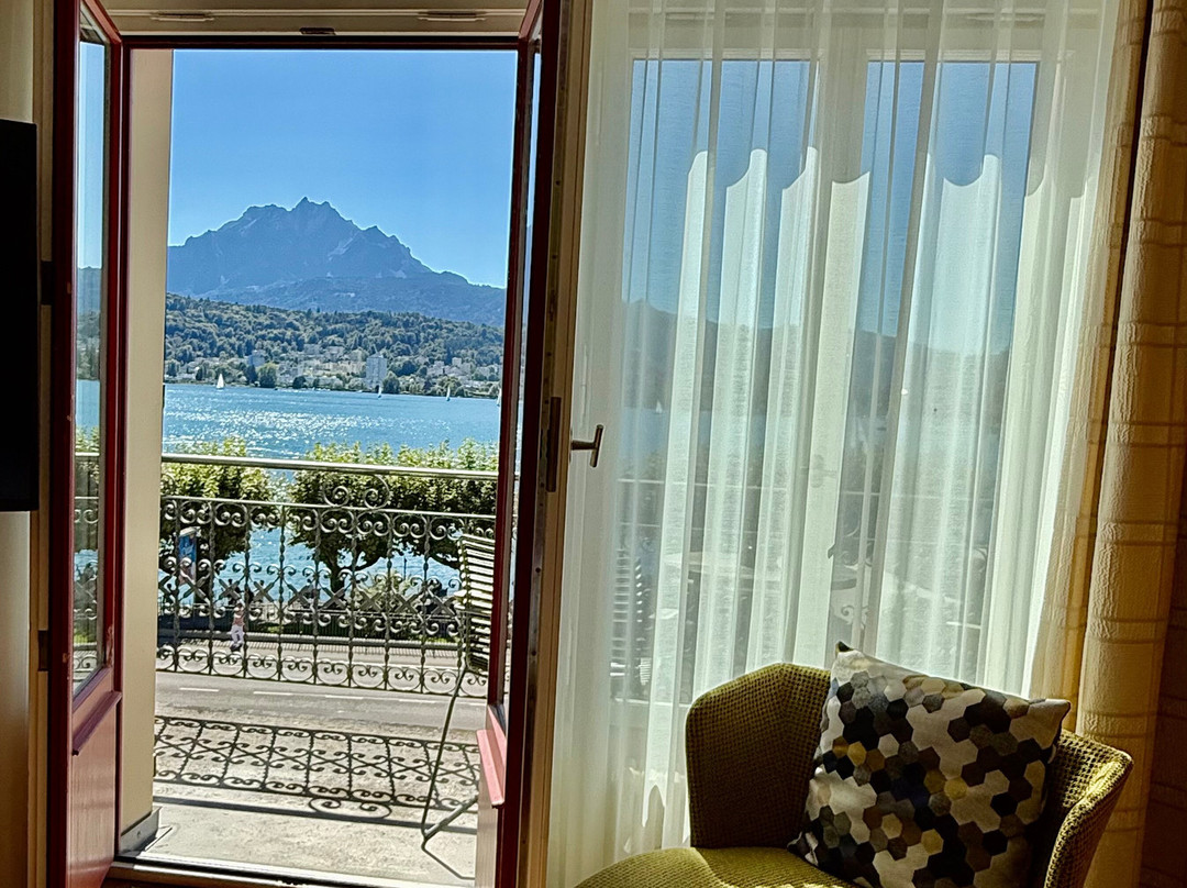 西伯格酒店主图