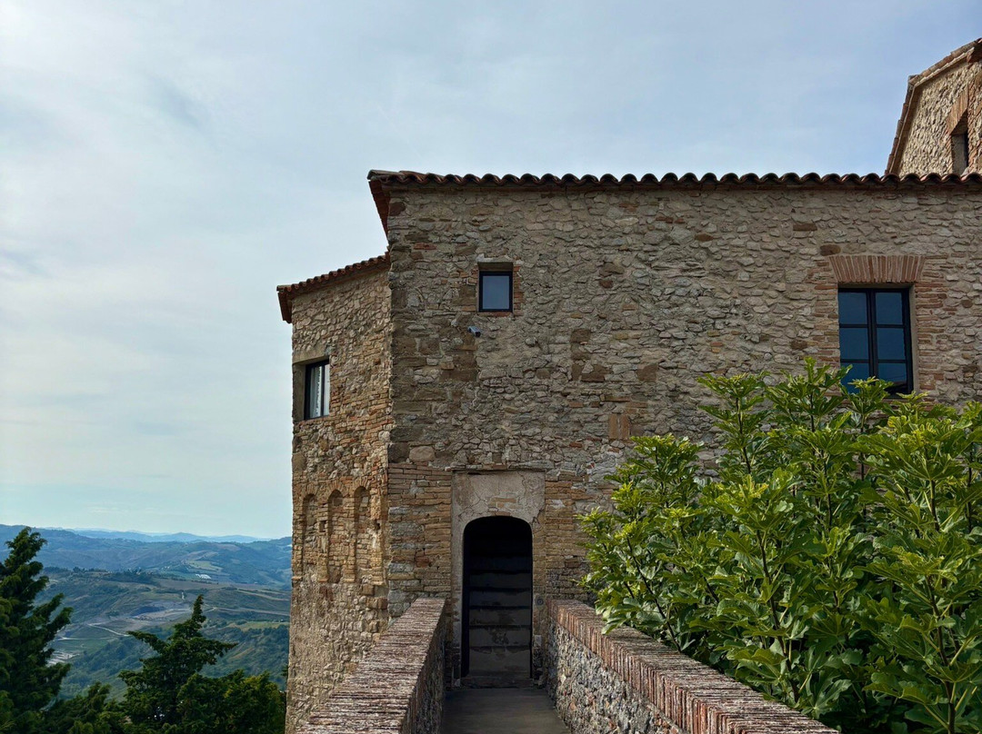 Castello di Montebello-Torriana必去景点