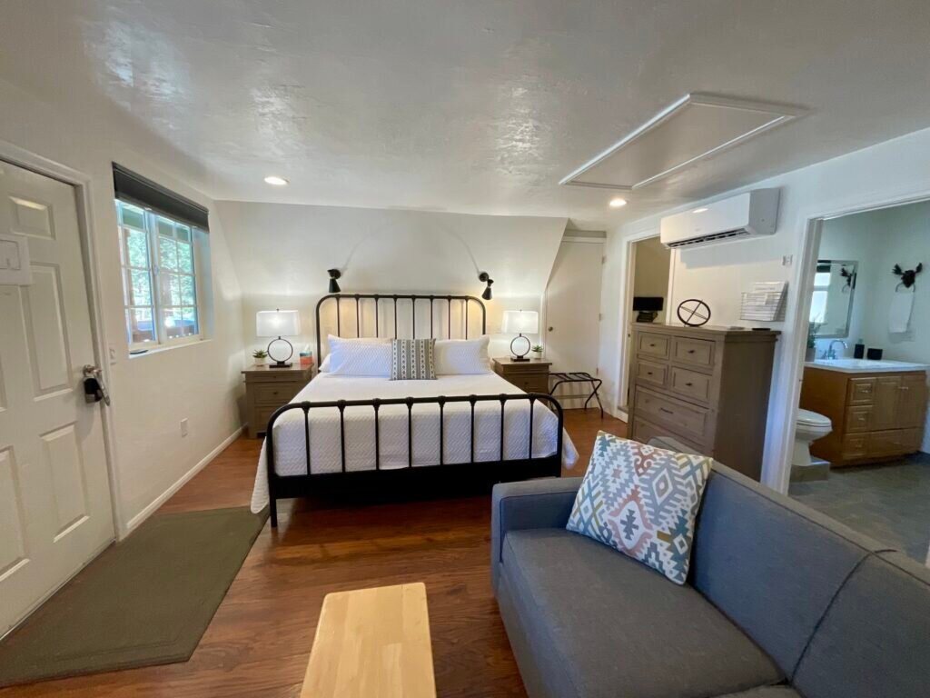 Canyon Creek Inn-客卧