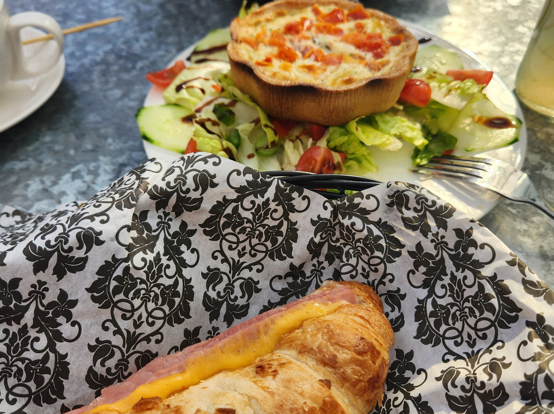 Sweet Home Cafe