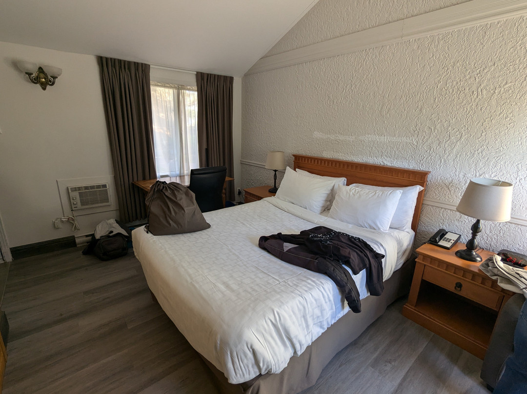 Hotel Cheribourg主图