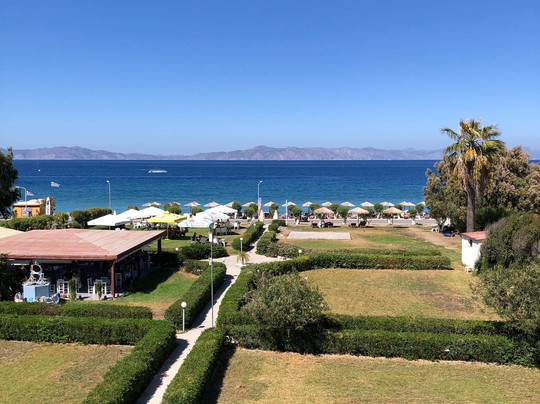 Bayside Hotel Katsaras主图