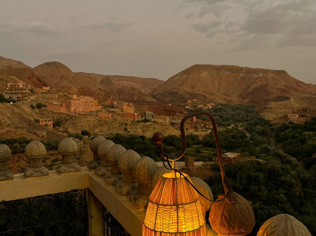 Travel Around Morocco-Ait Azzi必去景点