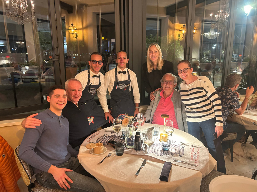 Hôtel Restaurant de la Tour主图