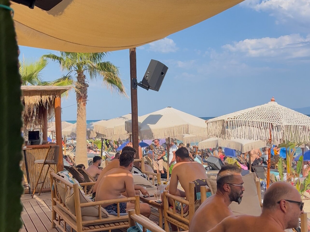 Paloma Beach Bar-Paralia Eleochoriou必去景点