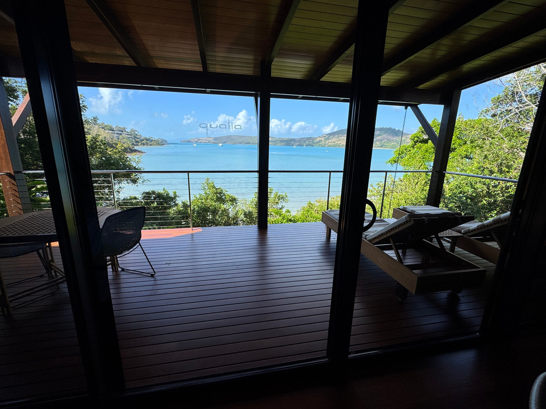 夸里阿酒店主图