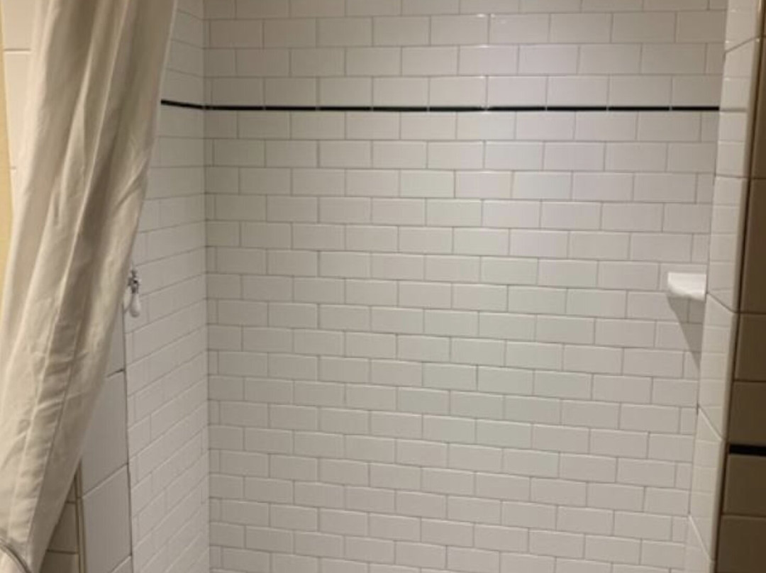 McMenamins Old St. Francis School主图