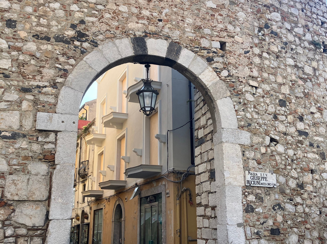 Porta Catania di Taormina-陶尔米纳必去景点