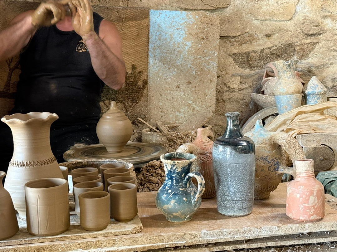 Limpertas Manolis Pottery-纳克索斯必去景点