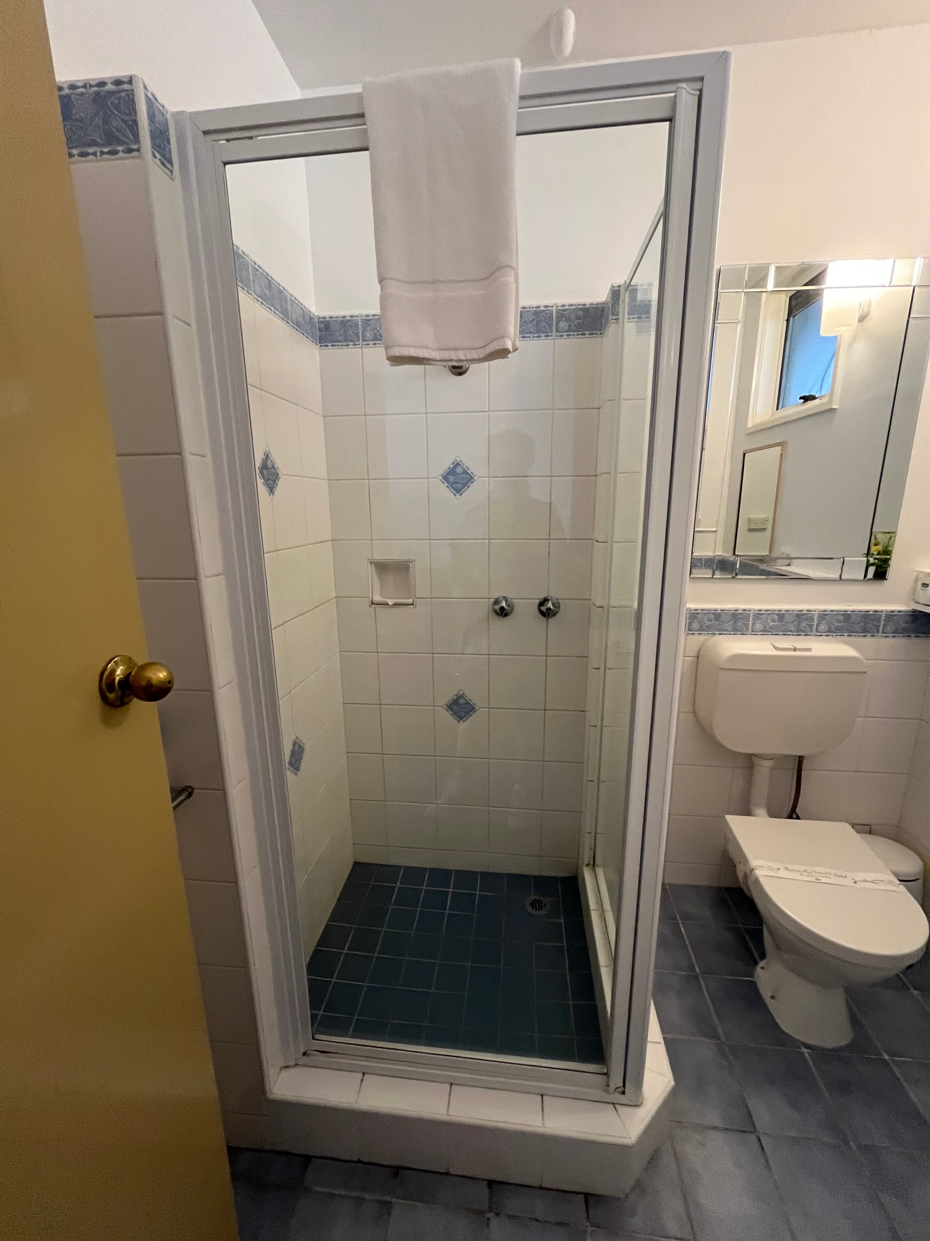 桑德里奇汽车旅馆-官方