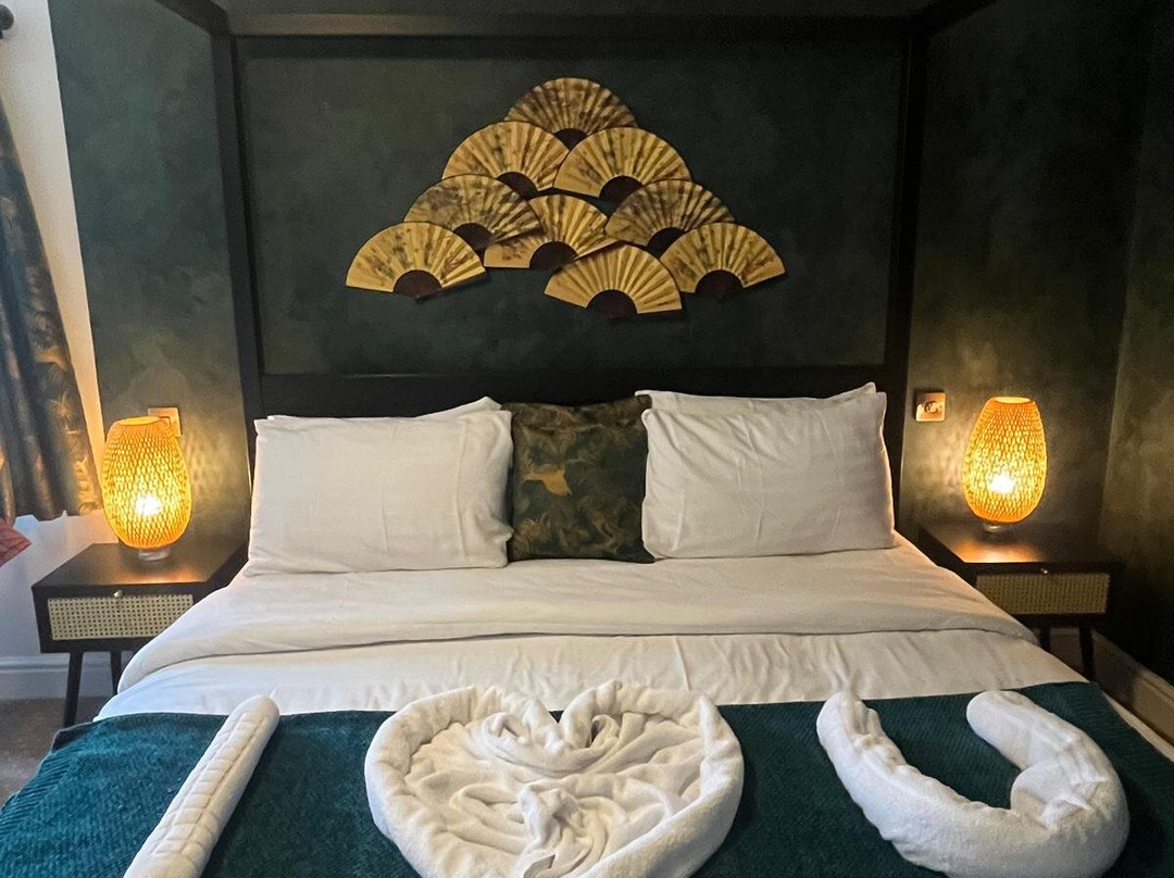 The Imperial Dragon Hotel主图