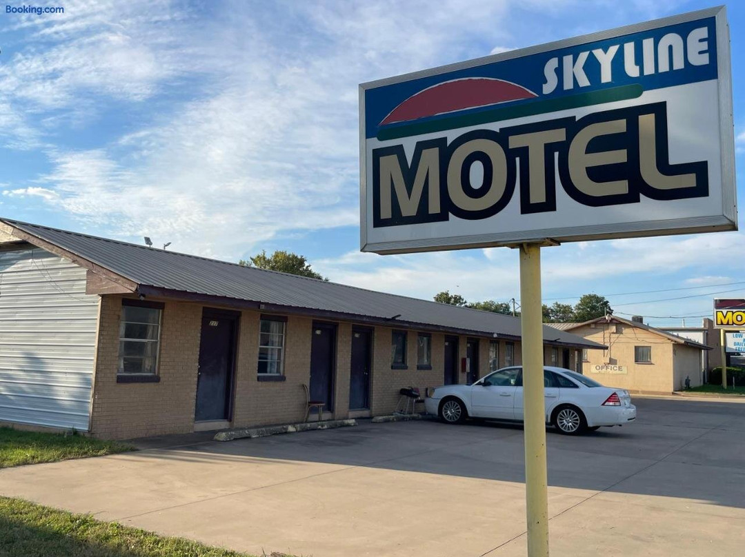 Skyline Motel