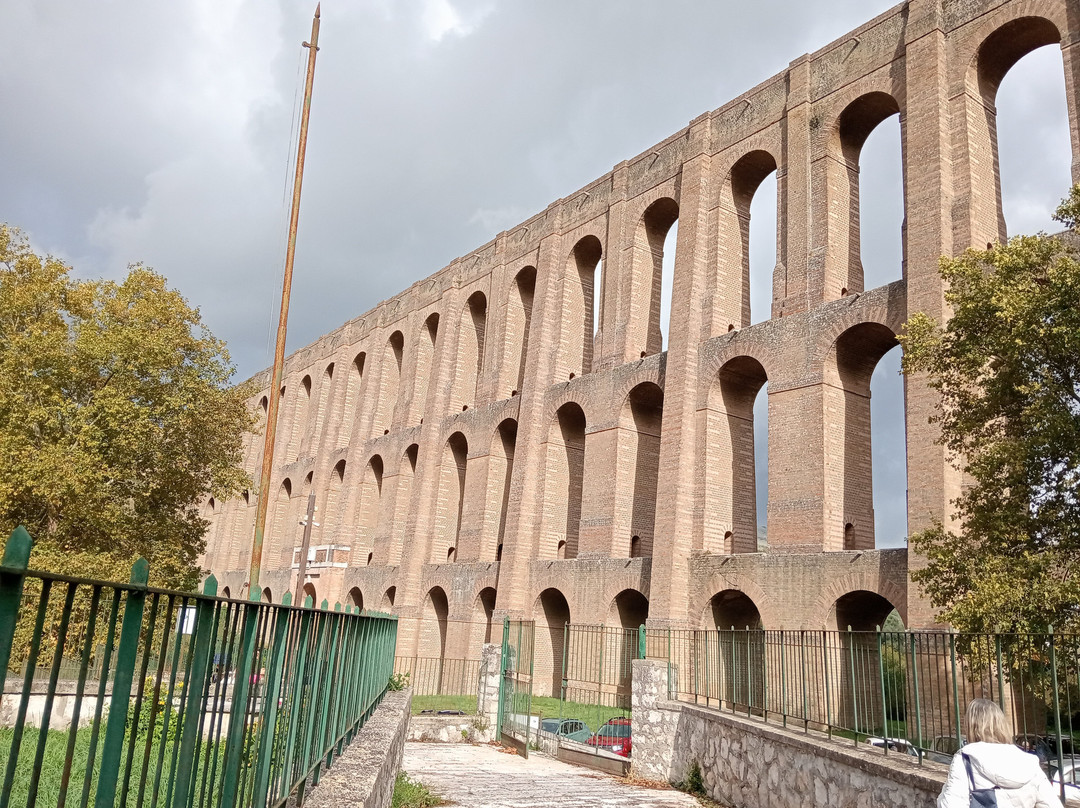 Acquedotto Carolino-Valle di Maddaloni必去景点