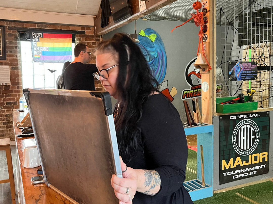 LumberJaxs Axe Throwing Tamworth-Fazeley必去景点