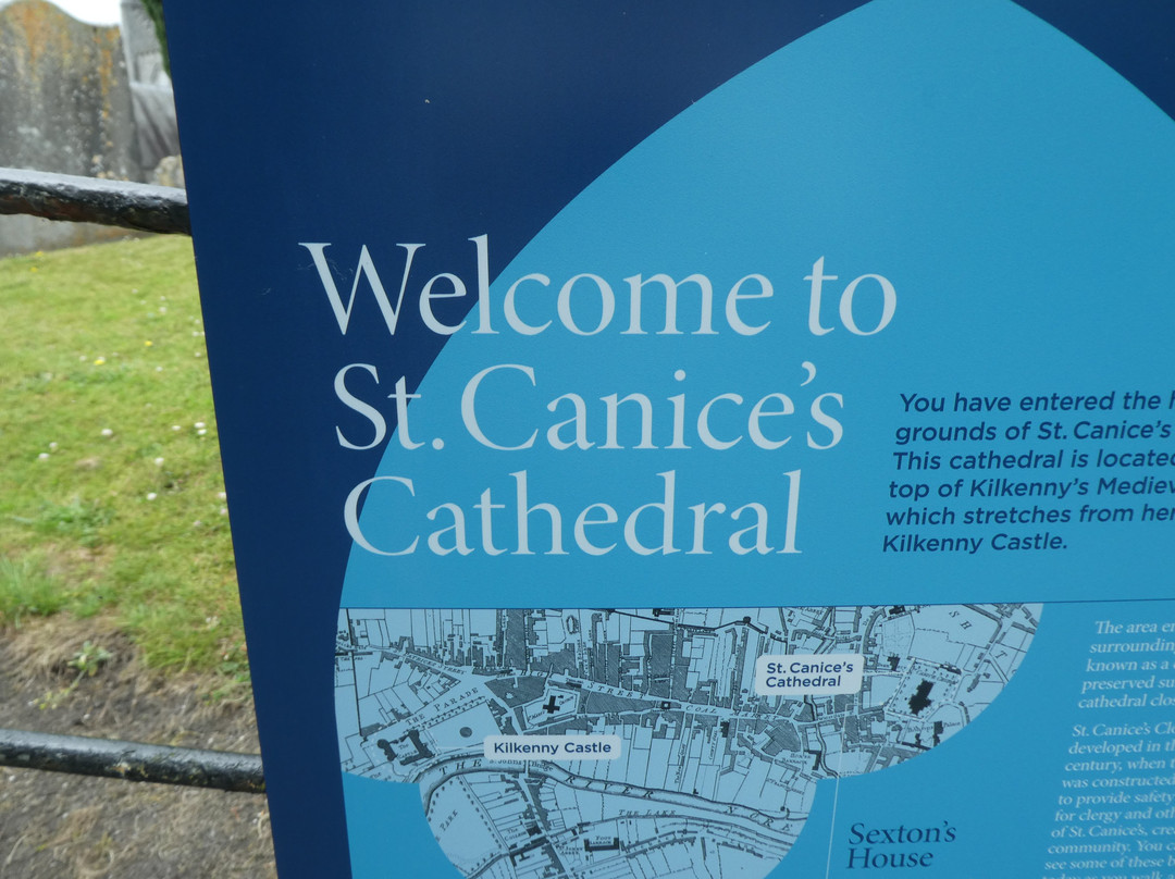 St. Canice's Cathedral & Round Tower-基尔肯尼必去景点