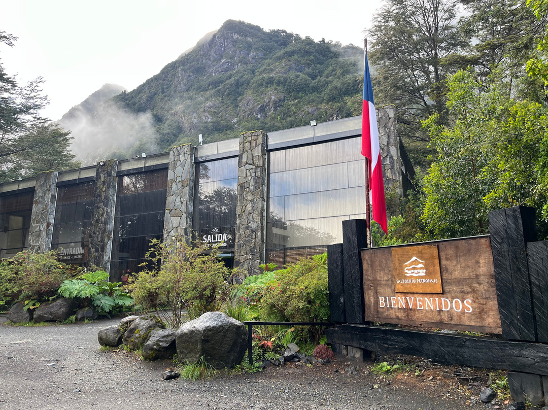 Saltos del Petrohue-巴拉斯港必去景点