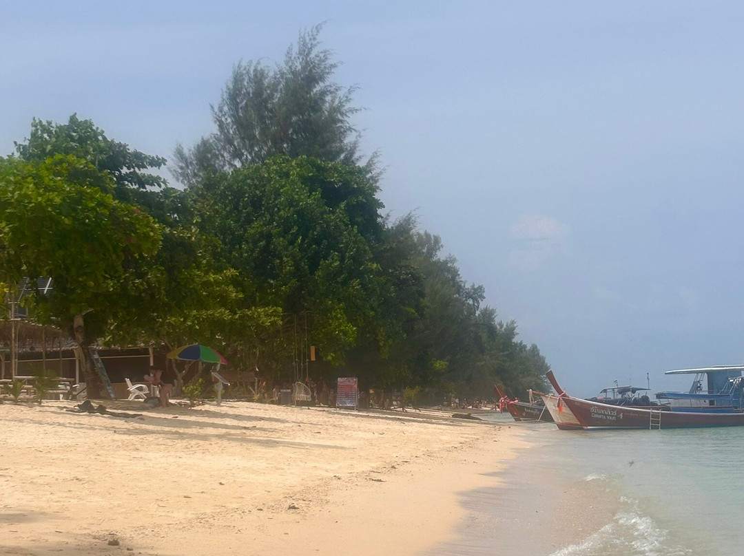 玛雅雷海滩度假酒店主图