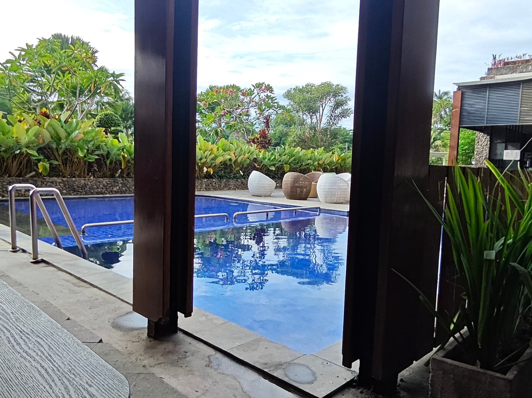 Montana Premier Senggigi主图