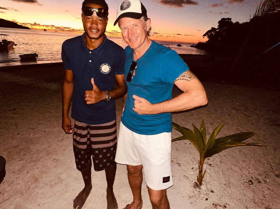 Banana Sea Club-Anse Boileau必去景点