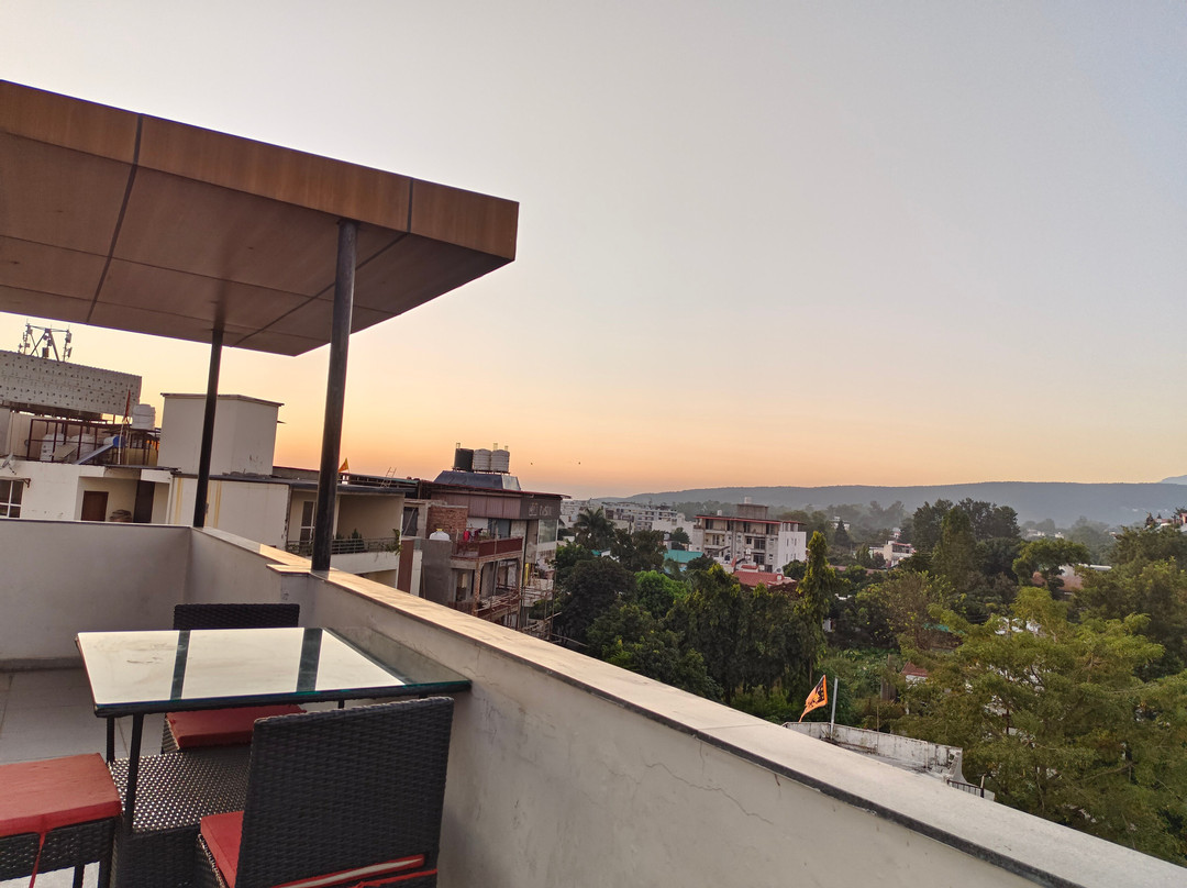 Spree Hotel Kriday Dehradun主图