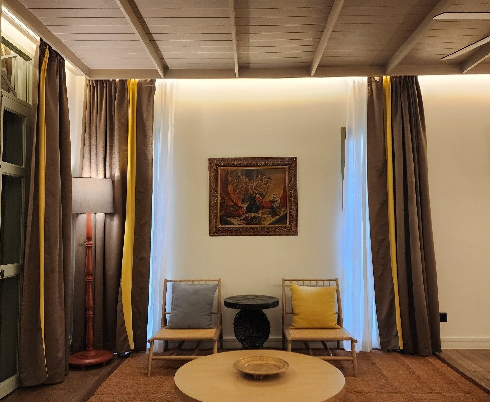 Charras Bhawan Hotel and Residences主图