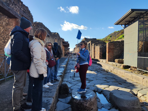 Megaride Art-那不勒斯必去景点