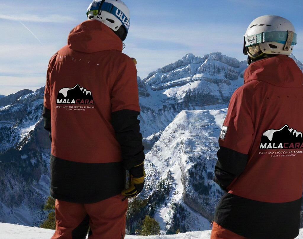 Malacara Clases de Esquí y Snowboard-Astun必去景点