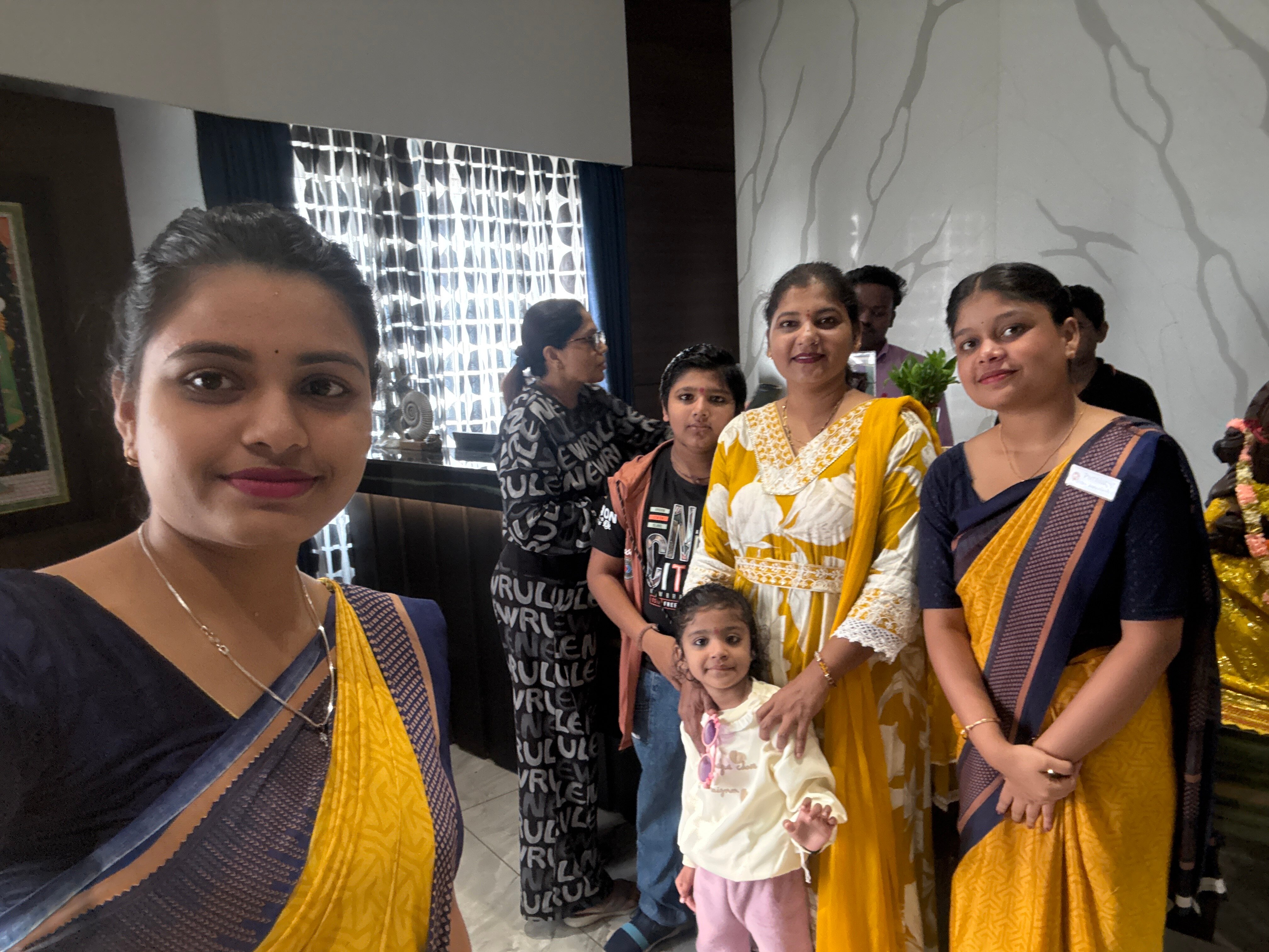 Hotel Prabhupada-官方