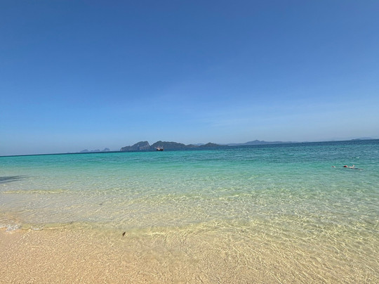 Green Group Travel-兰塔岛必去景点