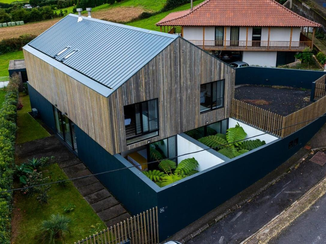 Furnas Houses