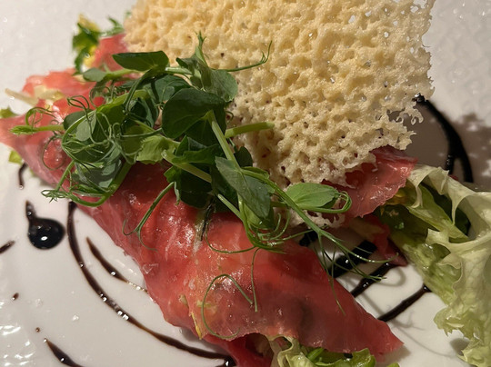 康弗特花园酒店主图