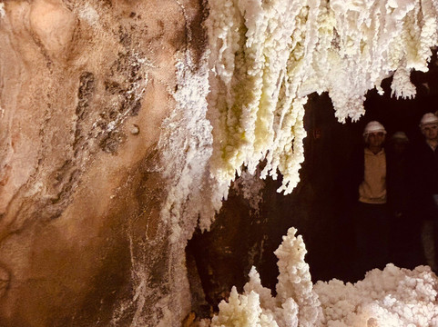 Montaña de Sal-Cardona必去景点