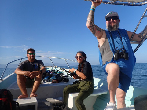 Vallarta Surf n' Dive-瓦拉塔港必去景点