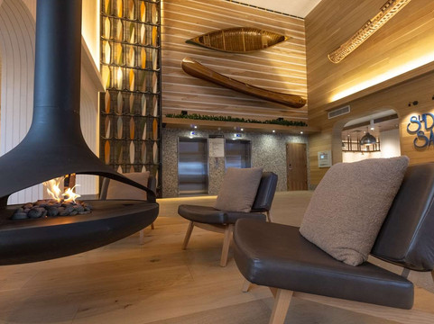 独木舟套房酒店