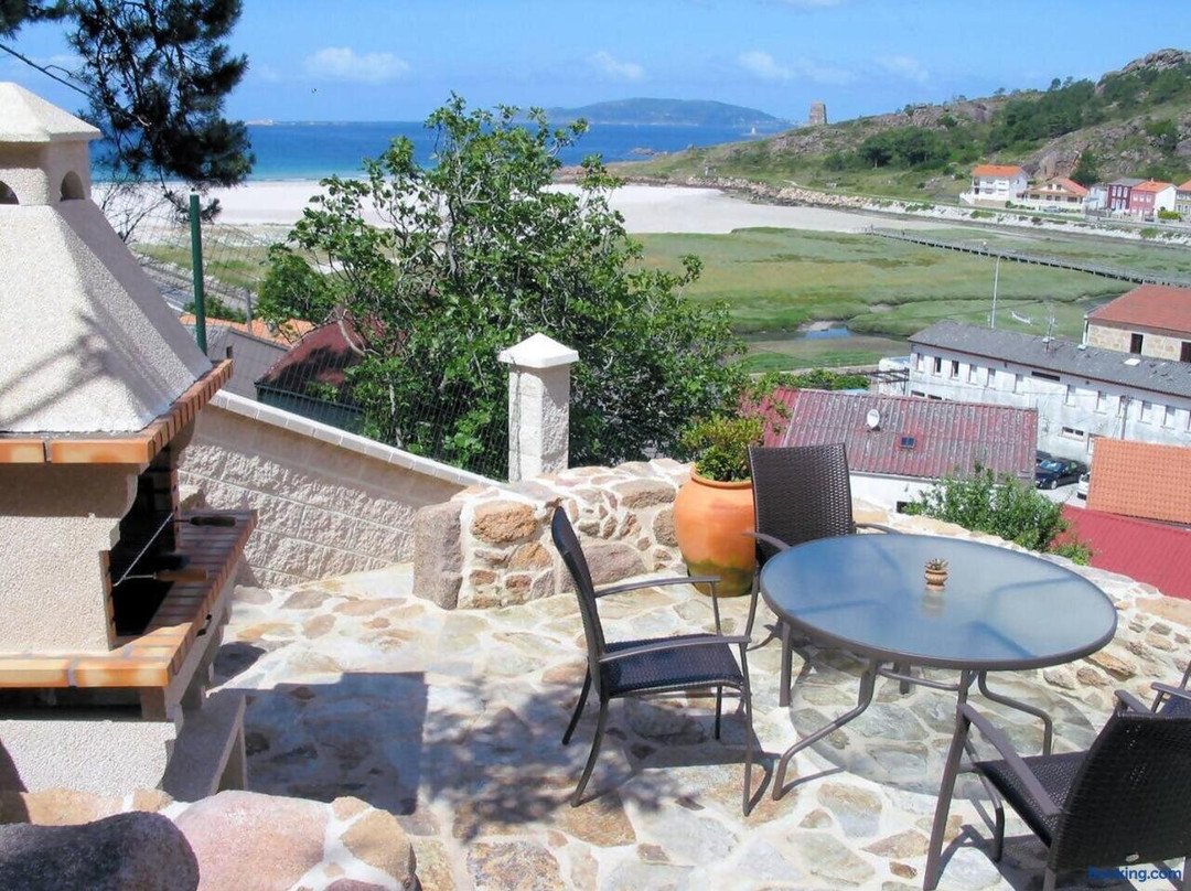 Apts Playa Monte Pindo