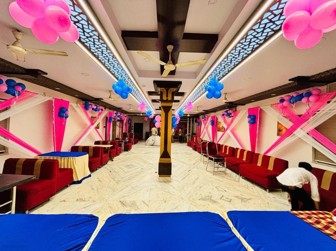 Capital O 61205 Blue Diamond Hotel And Restaurant