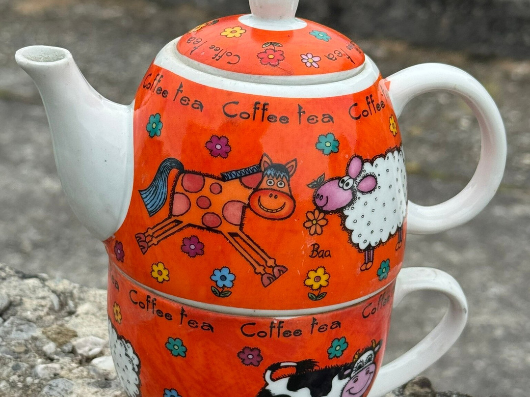 Ross tea pot wall-Ross必去景点