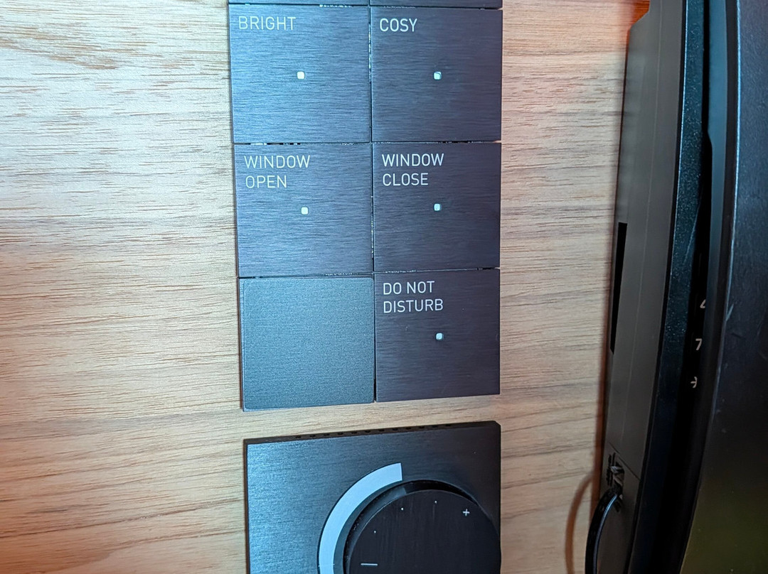 蓝色礁湖冰岛度假屋饭店主图