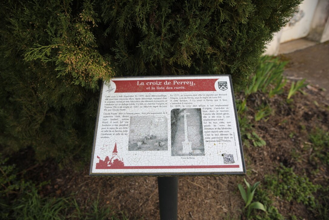 Les bornes du Parcours du patrimoine-Crissey必去景点
