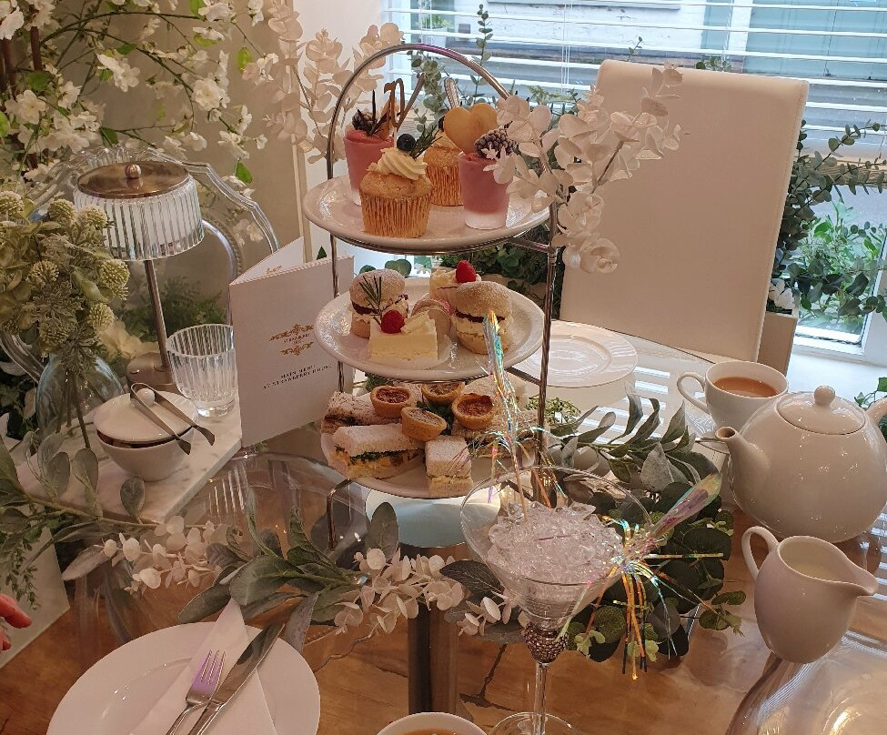 Strawberry House Interiors-多宁顿城堡必去景点