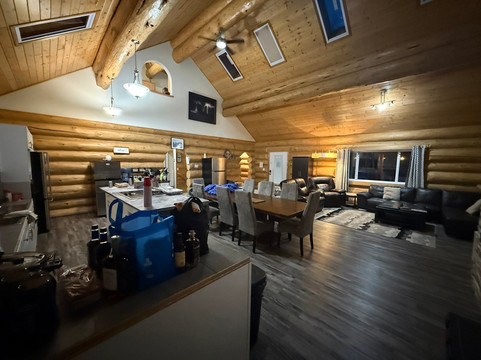 Cougar Mountain Lodge主图