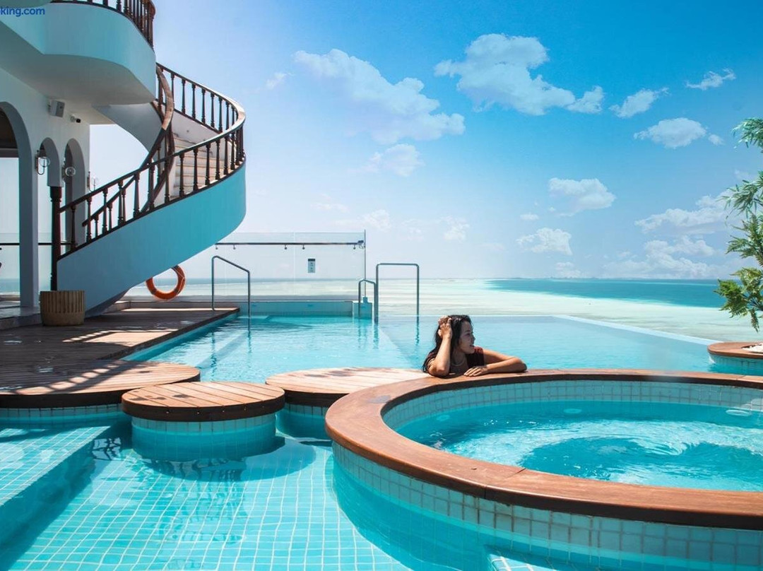 Stone Hotel Dhiffushi