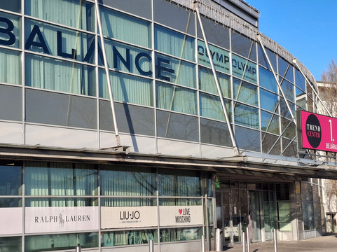 Trend Center Shopping Mall-Budaors必去景点