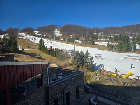 熊溪山庄度假村主图