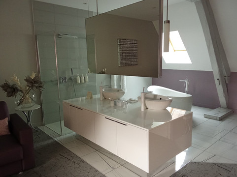 梅森杜契酒店主图